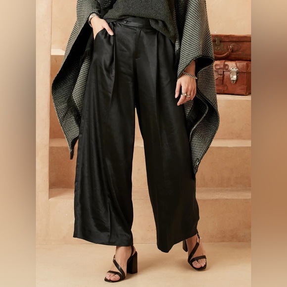 Banana Republic Pants - NWT! Banana Republic High-Rise Black Wide-Leg Pant - Size 8 Regular